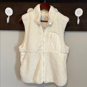 NWT Vest